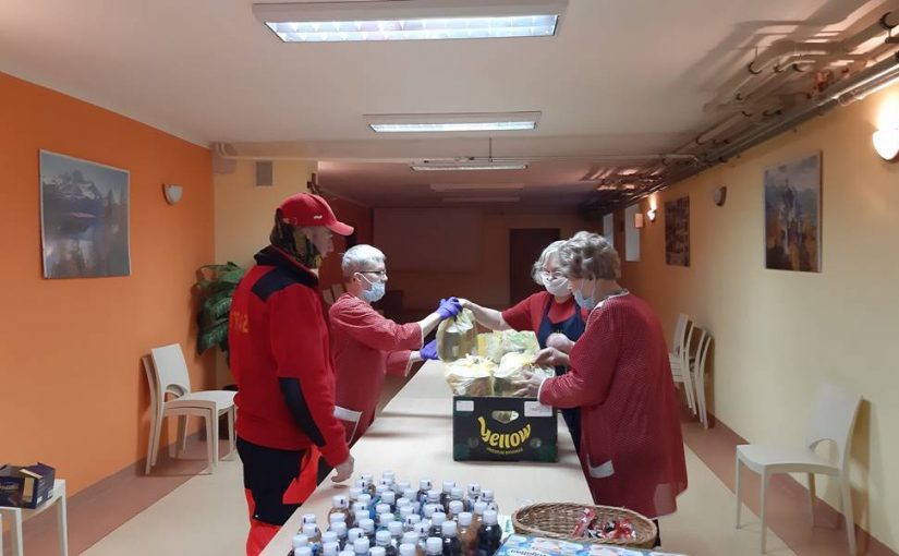 Poszukujemy wolontariuszy do rozwożenia posiłków seniorom!